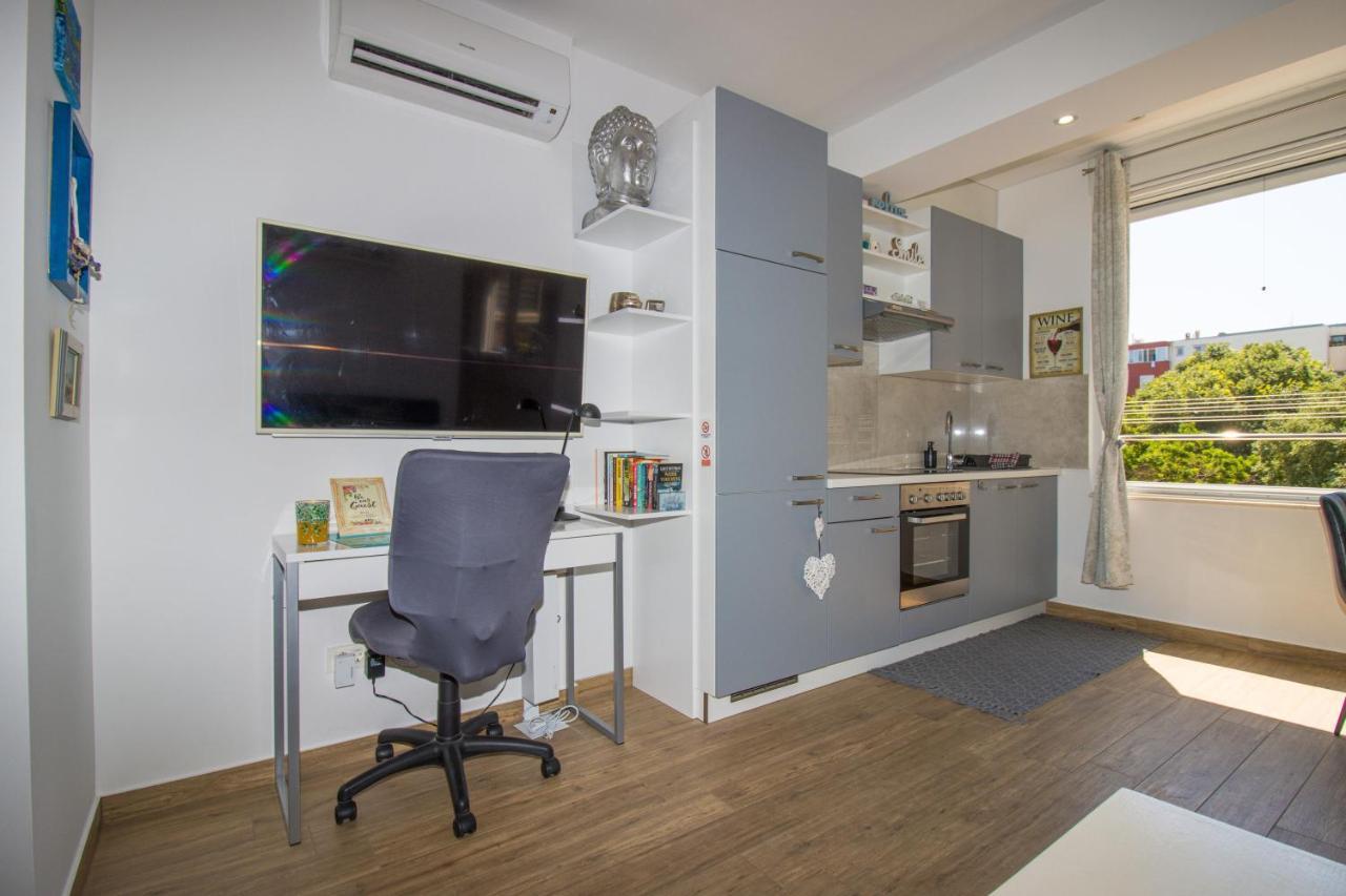 Brand New 1Br Near Central Station, Old Town, Beach - 3 Minute Walking Daire Split Dış mekan fotoğraf